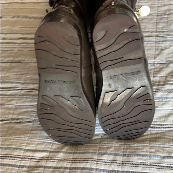 Brown Michael Kors rain boot tall - Picture 4 of 4